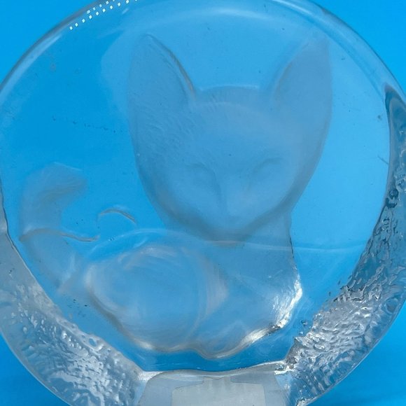 Vtg Lead Crystal Etched Paperweight Zajecar Yugoslavia Kitten Cat Ball of Yarn - Picture 5 of 9